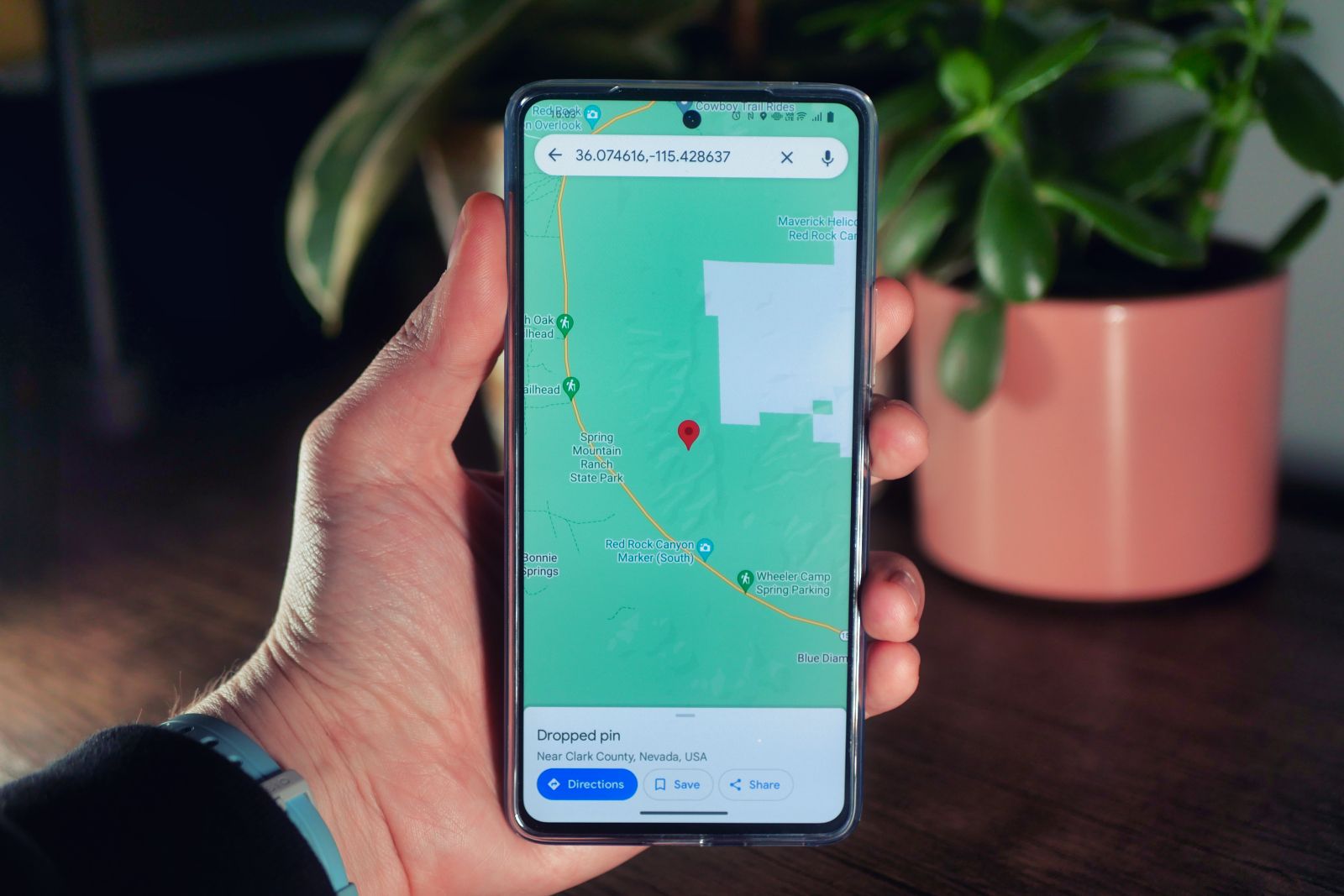 How to drop a pin on Google Maps: Mobile and desktop