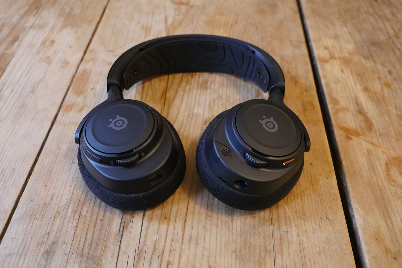 SteelSeries Arctis Nova 7 headset review: A happy medium photo 10