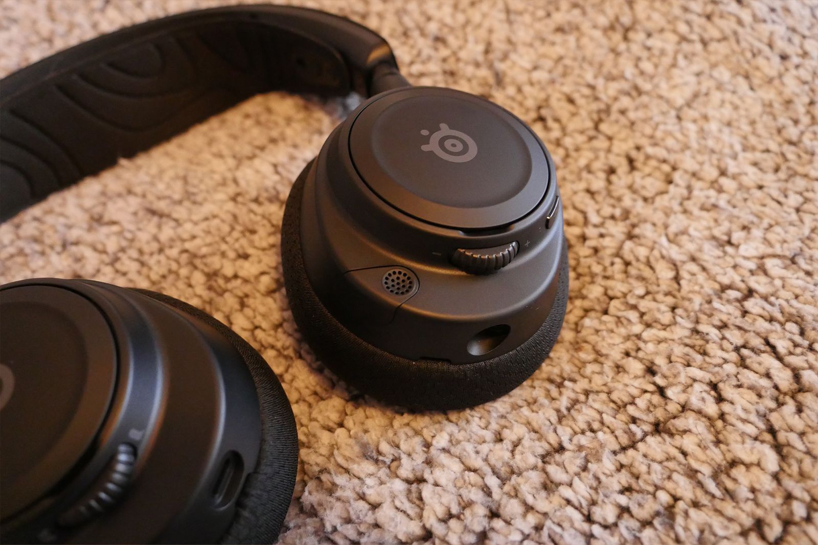 SteelSeries Arctis Nova 7 headset review: A happy medium photo 6