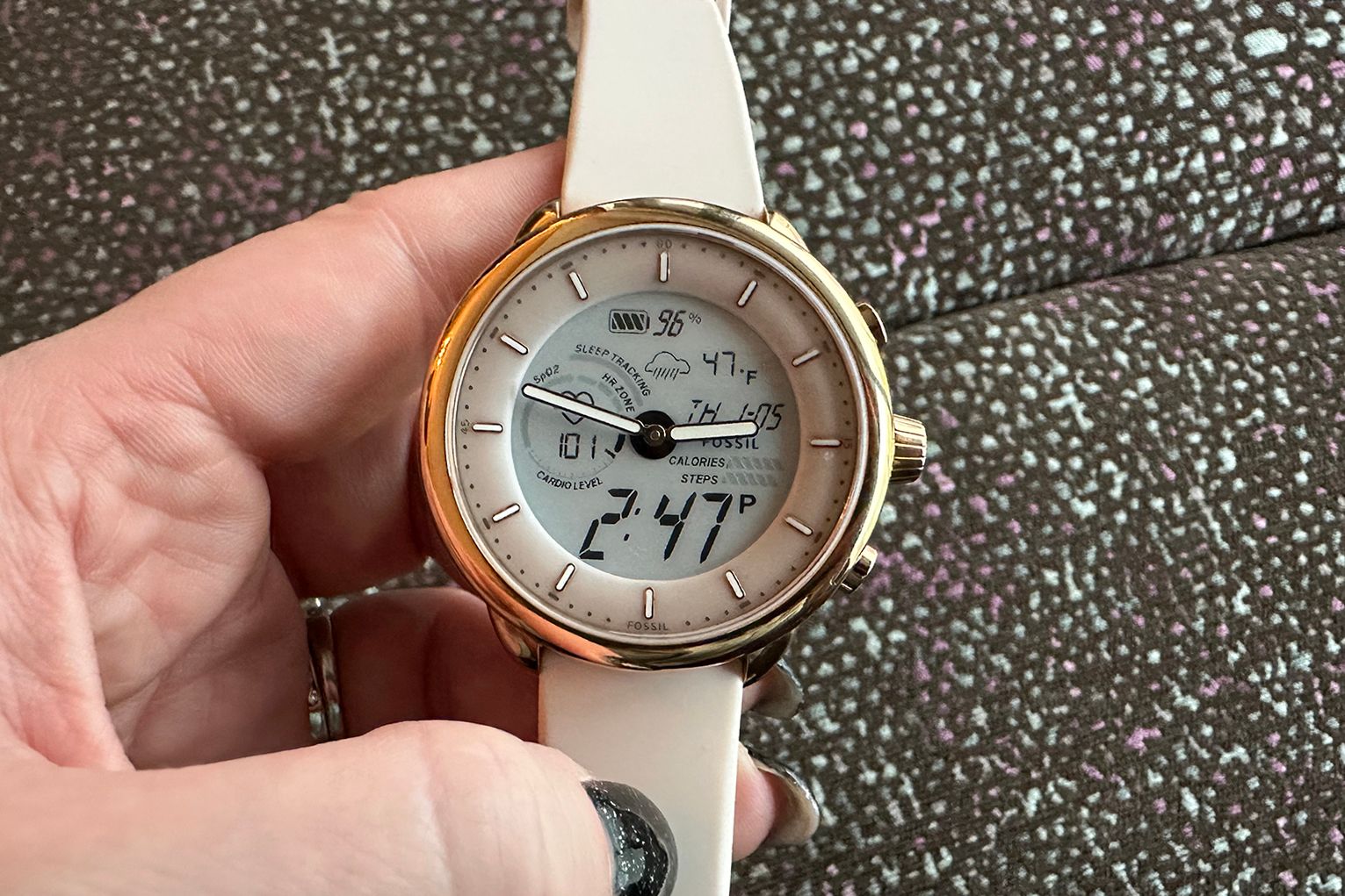Fossil Gen 6 Hybrid Wellness Edition initial review: Tradition meets function photo 16