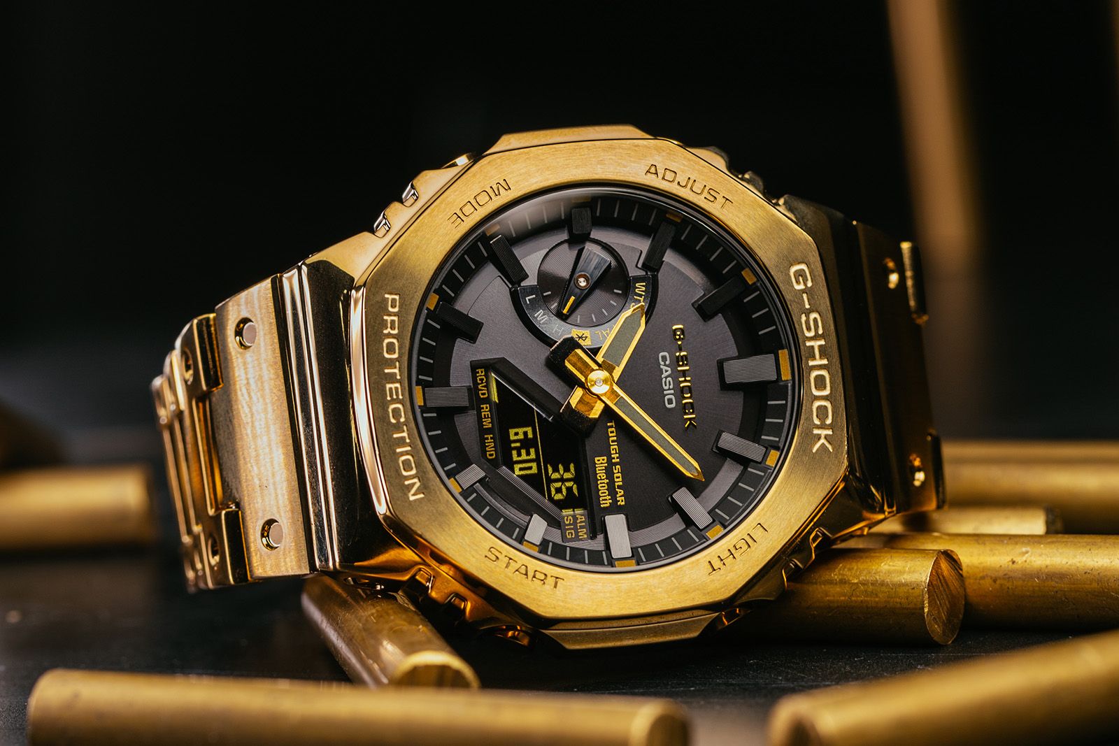 Vergadering nadering Marco Polo Casio G-Shock Full Metal Gold GM-B2100 is een echte bling.