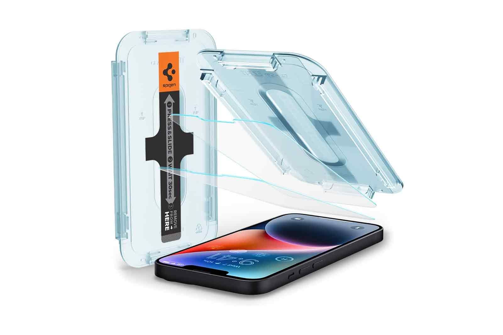 Spigen iPhone 14 Plus screen protector