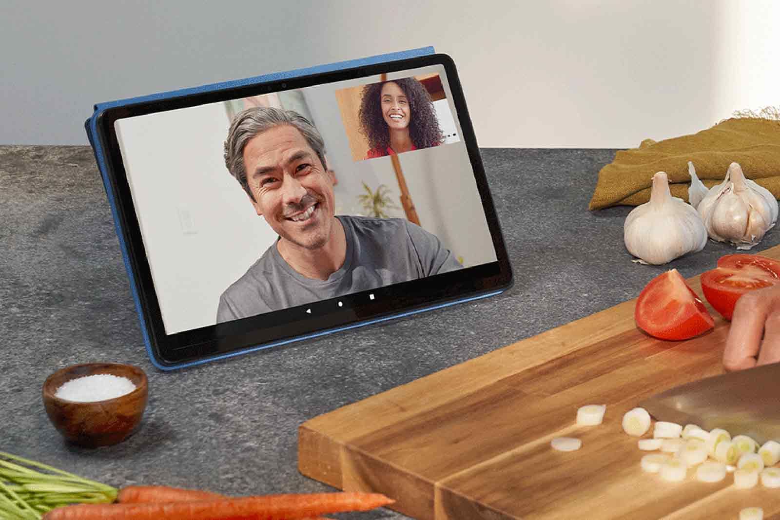 Amazon Fire 11 Max video call