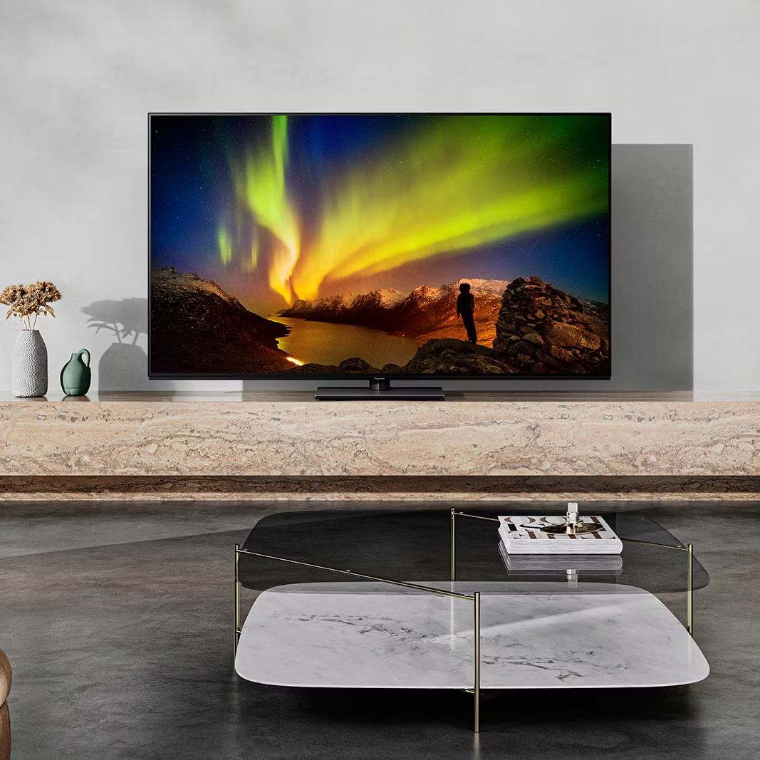 Panasonic 4K HDR TV choices compared 2024 MZ2000, MZ1500, MZ980 and