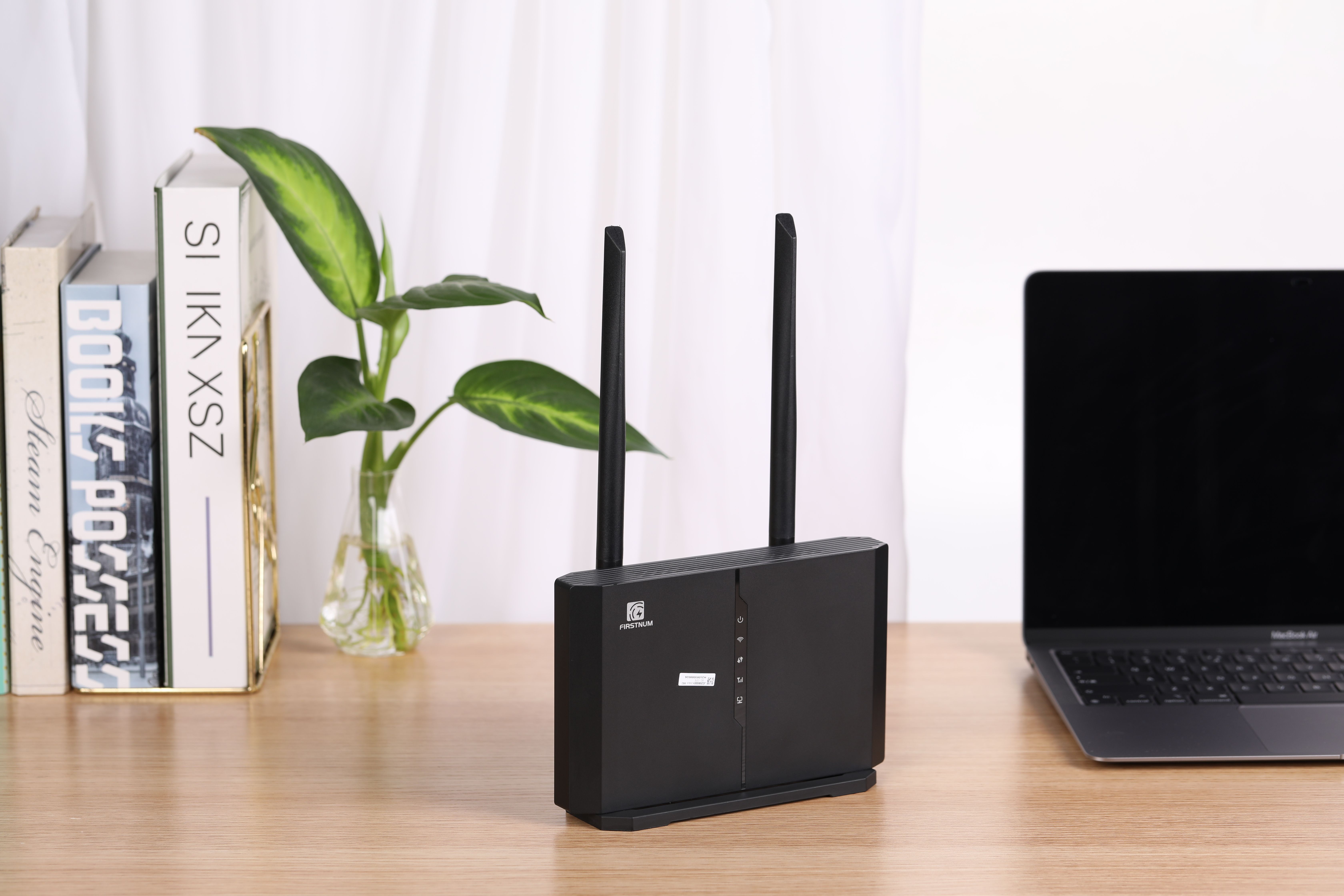 Link your future with Firstnum CPE WiFi Routers