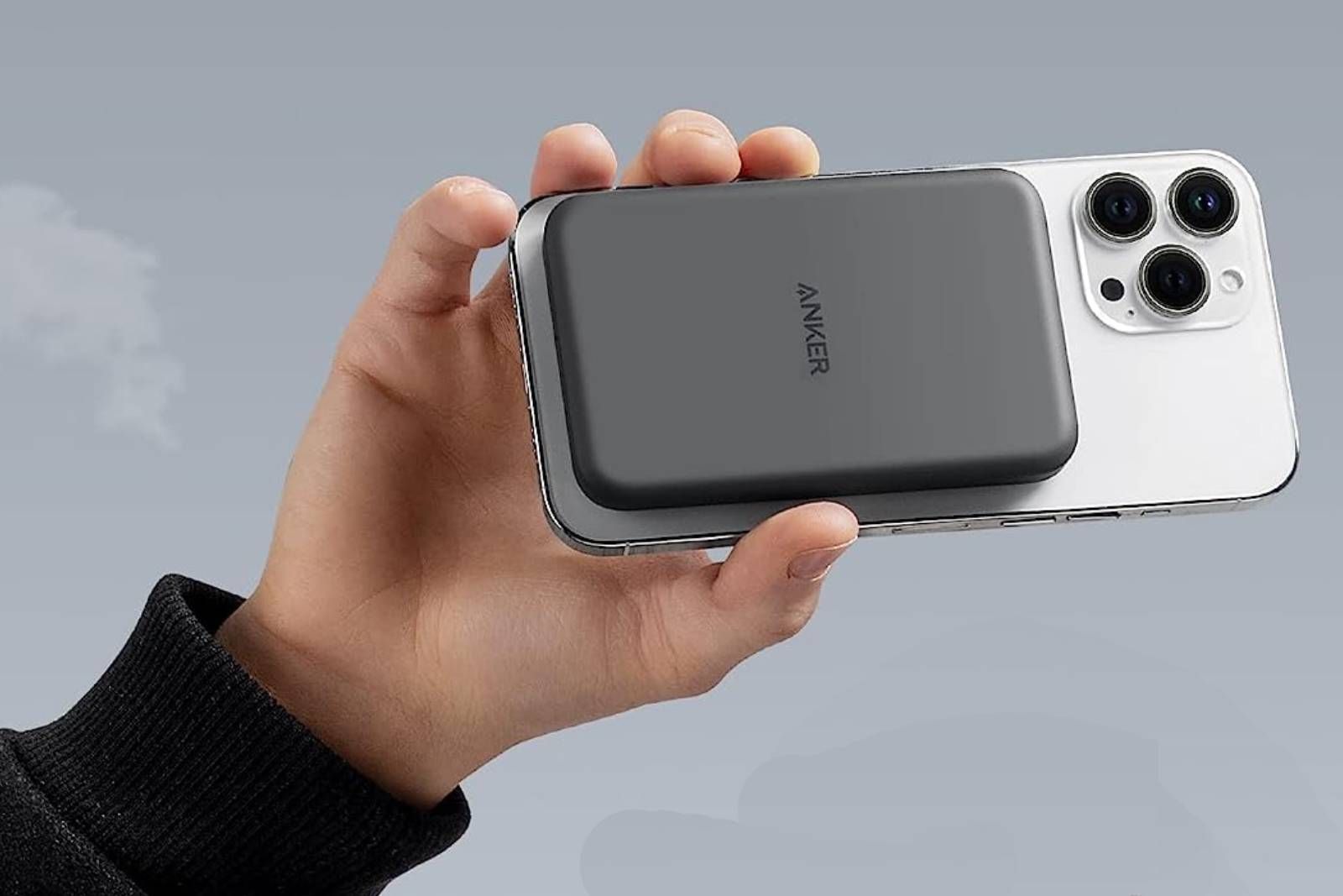 Anker’s magnetic portable battery for iPhone has just hit its lowest price yet at $30