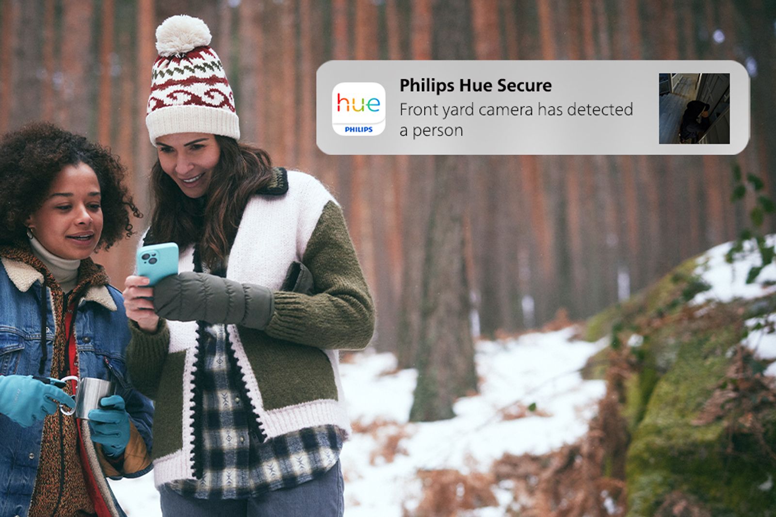 Philips Hue Secure - Lifestyle 2