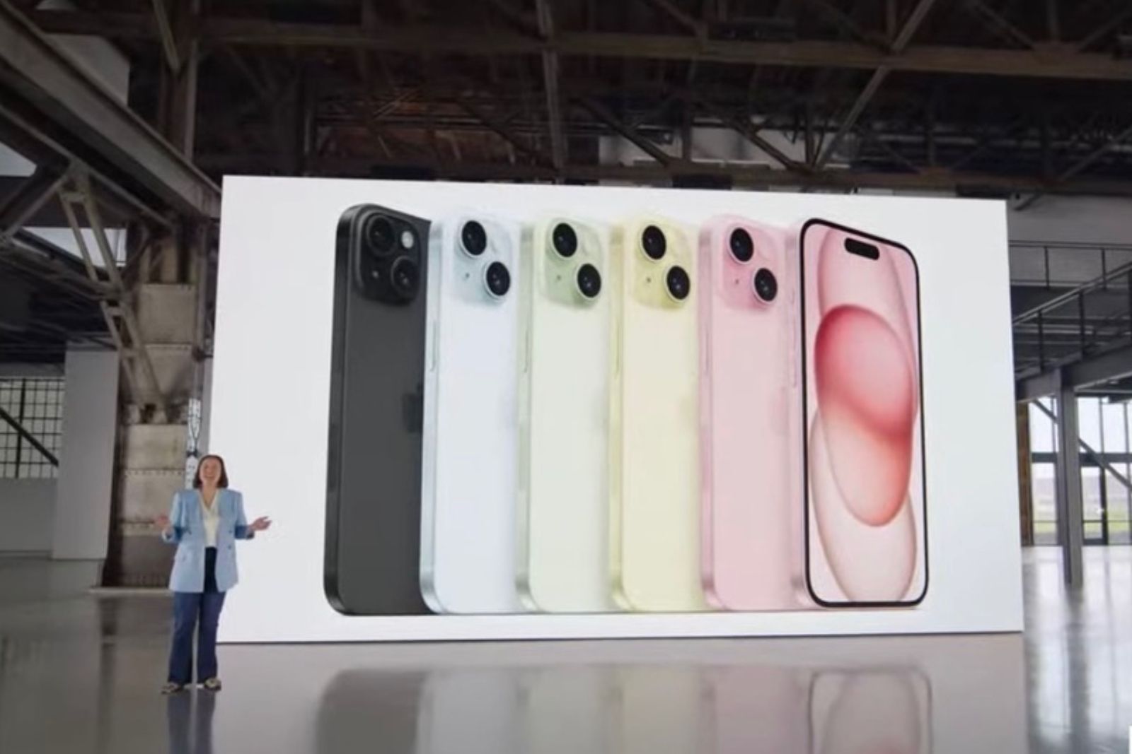 Apple iPhone 15 gets USB-C, Dynamic Island, new colours, A16 Bionic and an improved camera