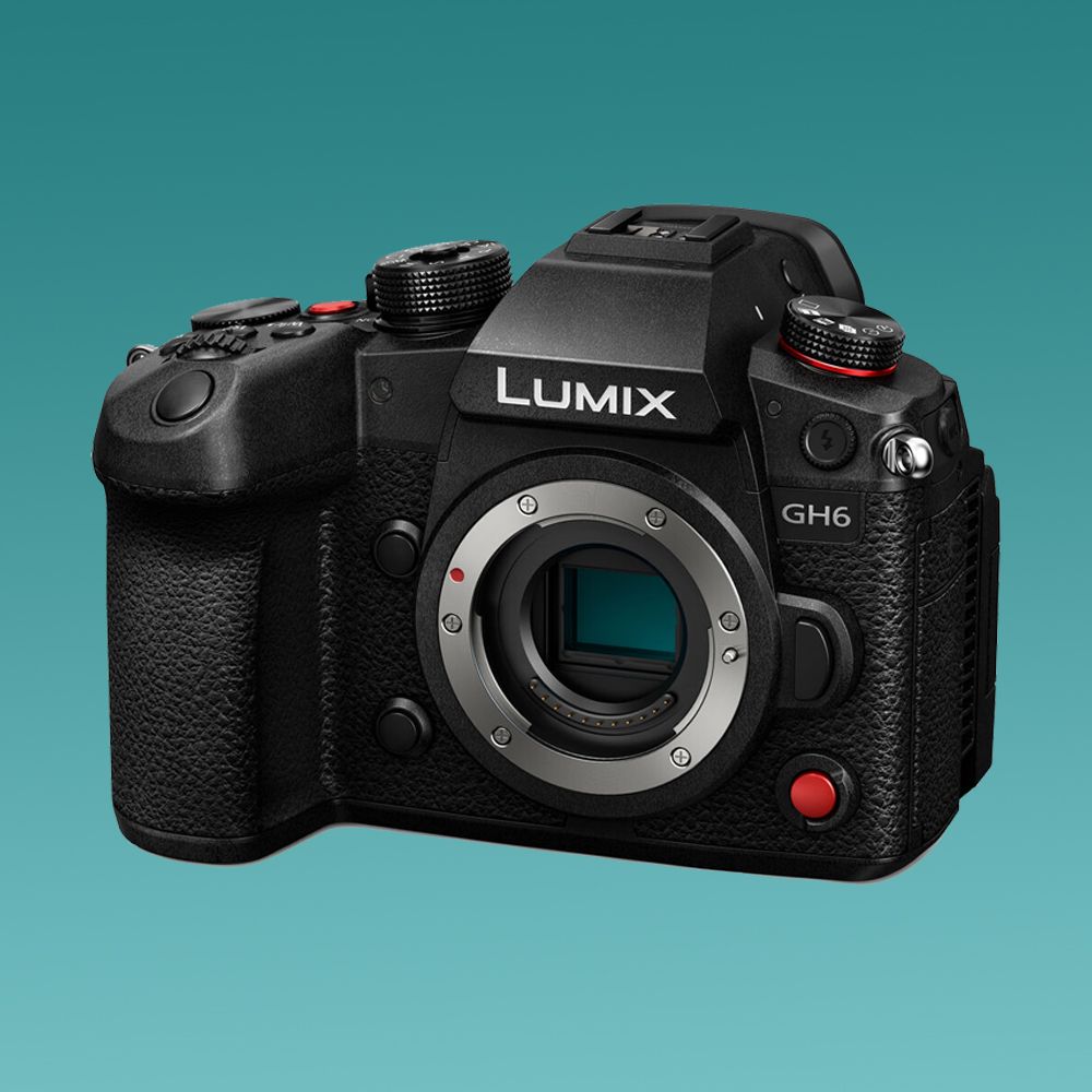 Panasonic Lumix GH6 square-2