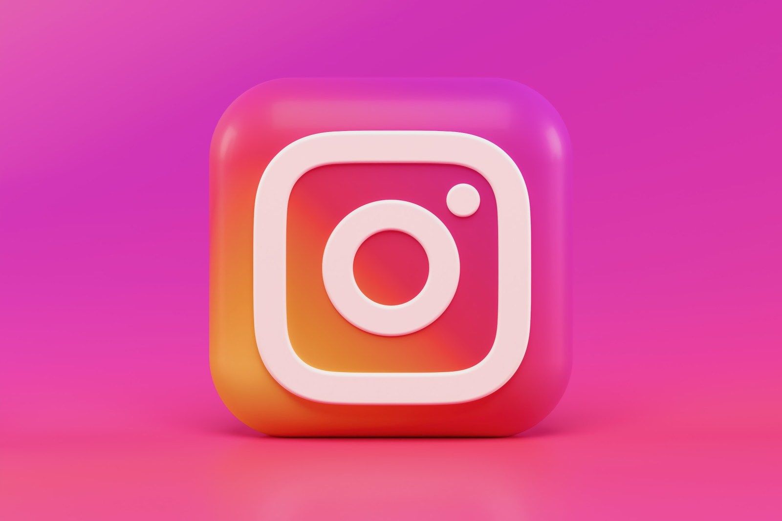 instagram-logo-unsplash