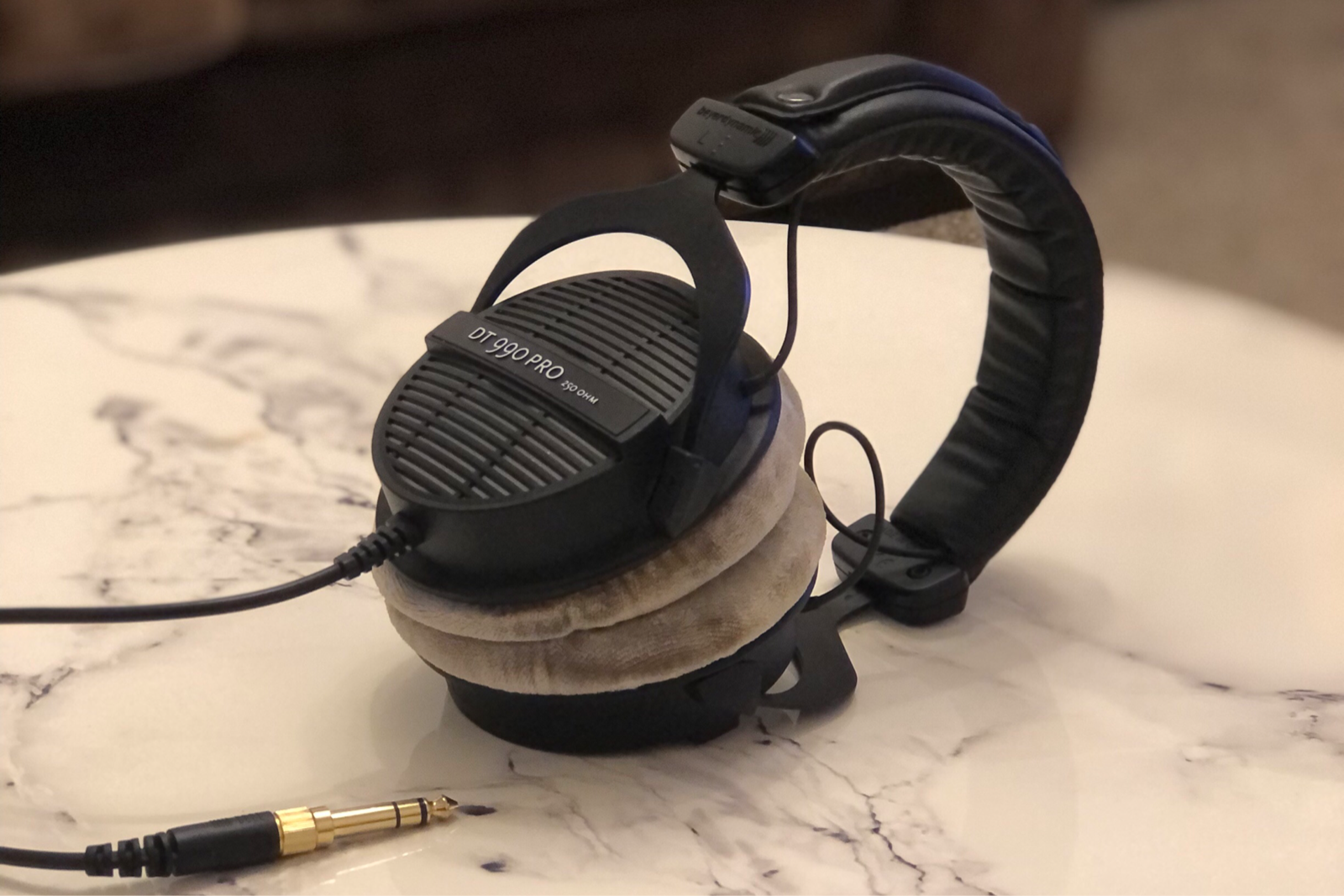 Sony mdr 7506 vs beyerdynamic dt 990 discount pro