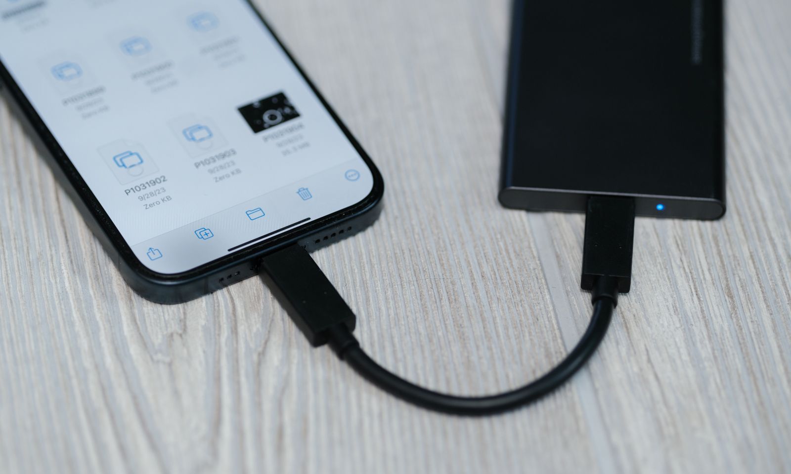 How to use an external storage device with your iPhone