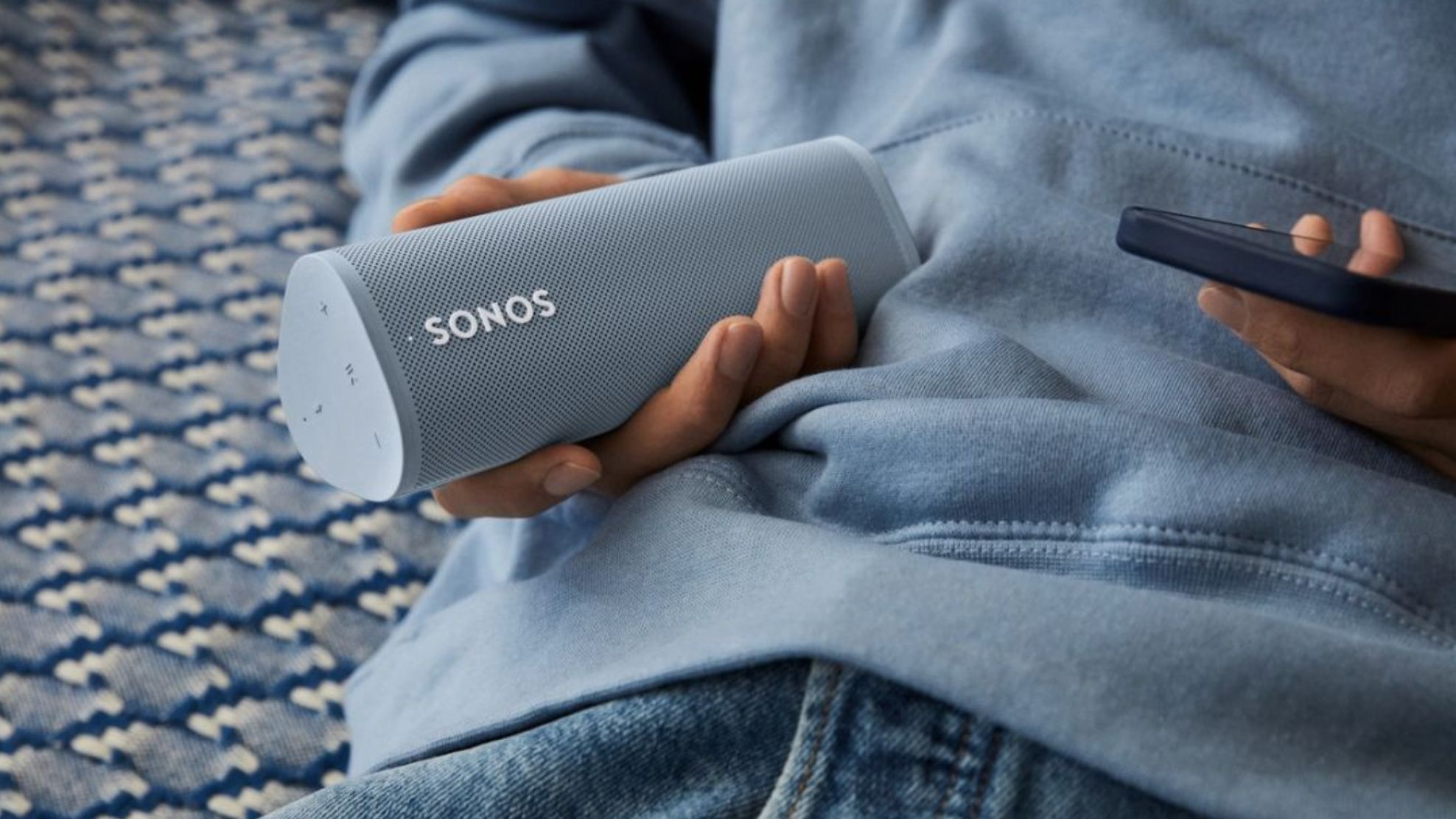 صوتيات Sonos Roam الزرقاء