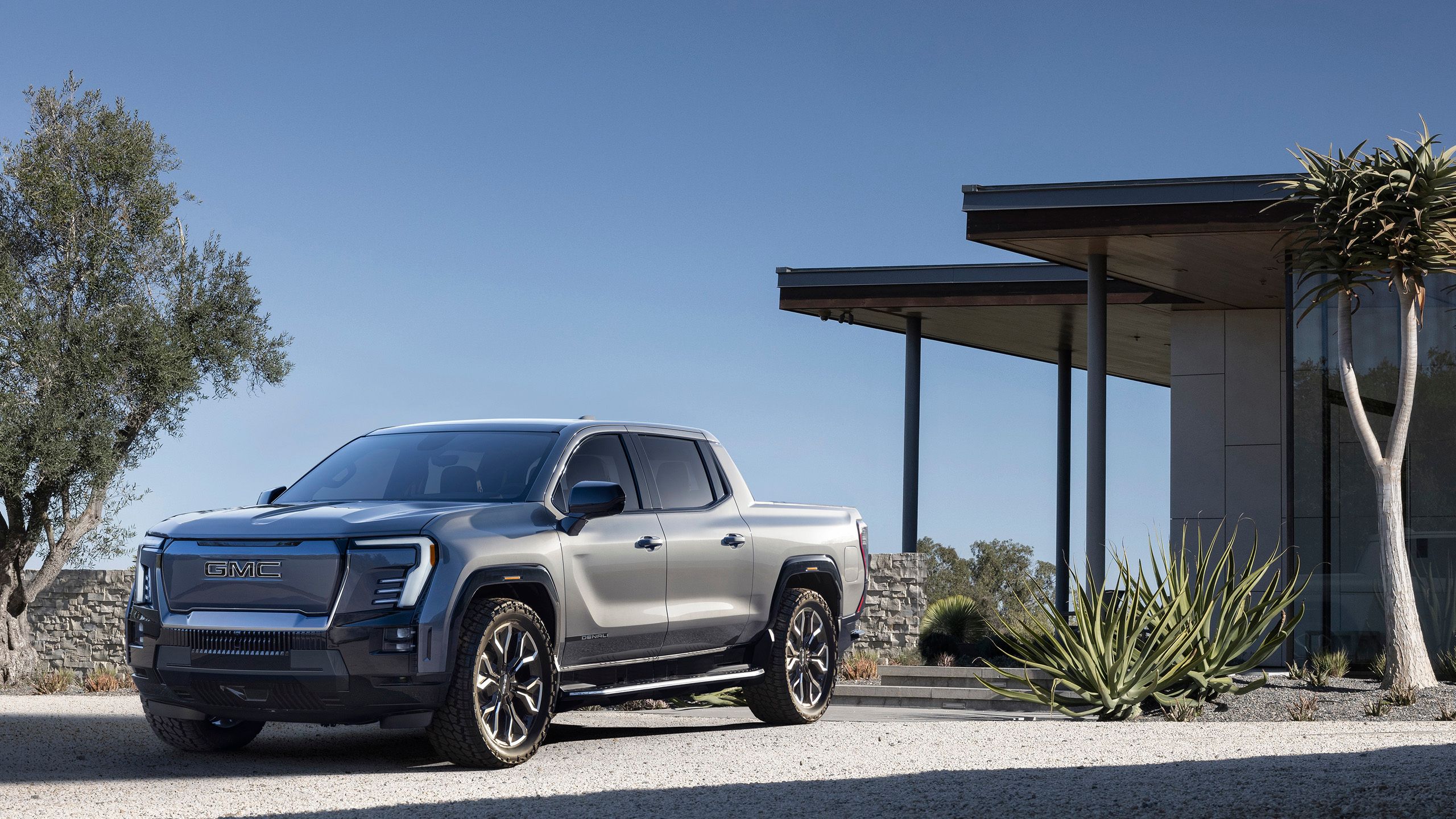 2024 GMC Sierra EV Denali Edition 1