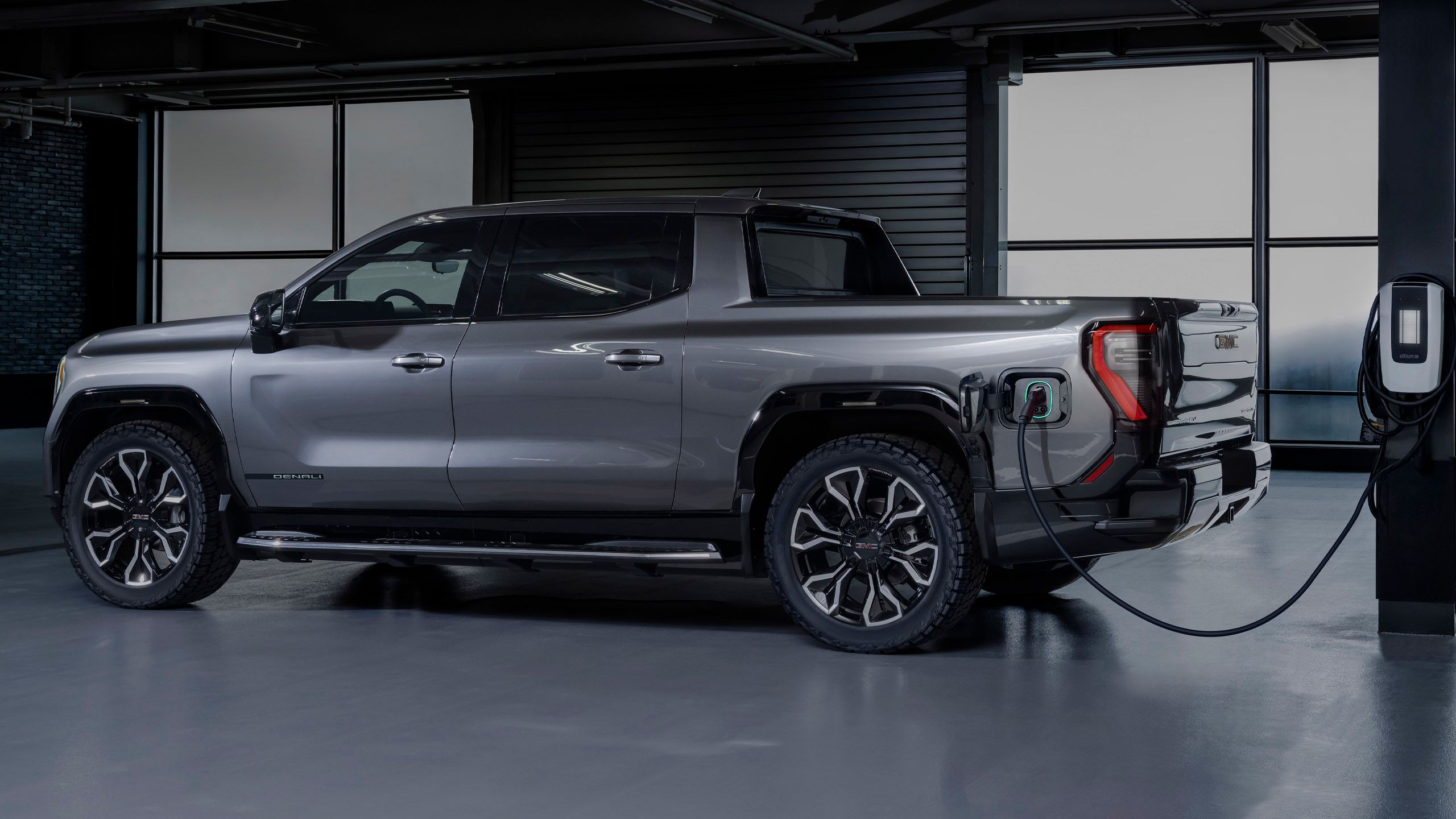 2024 GMC Sierra EV Denali Edition 1