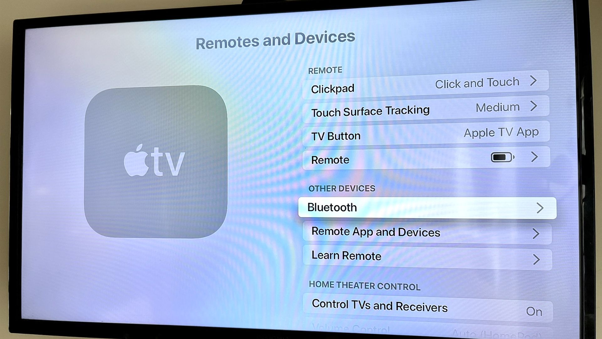 The tvOS 17 Remotes and Devices menu.