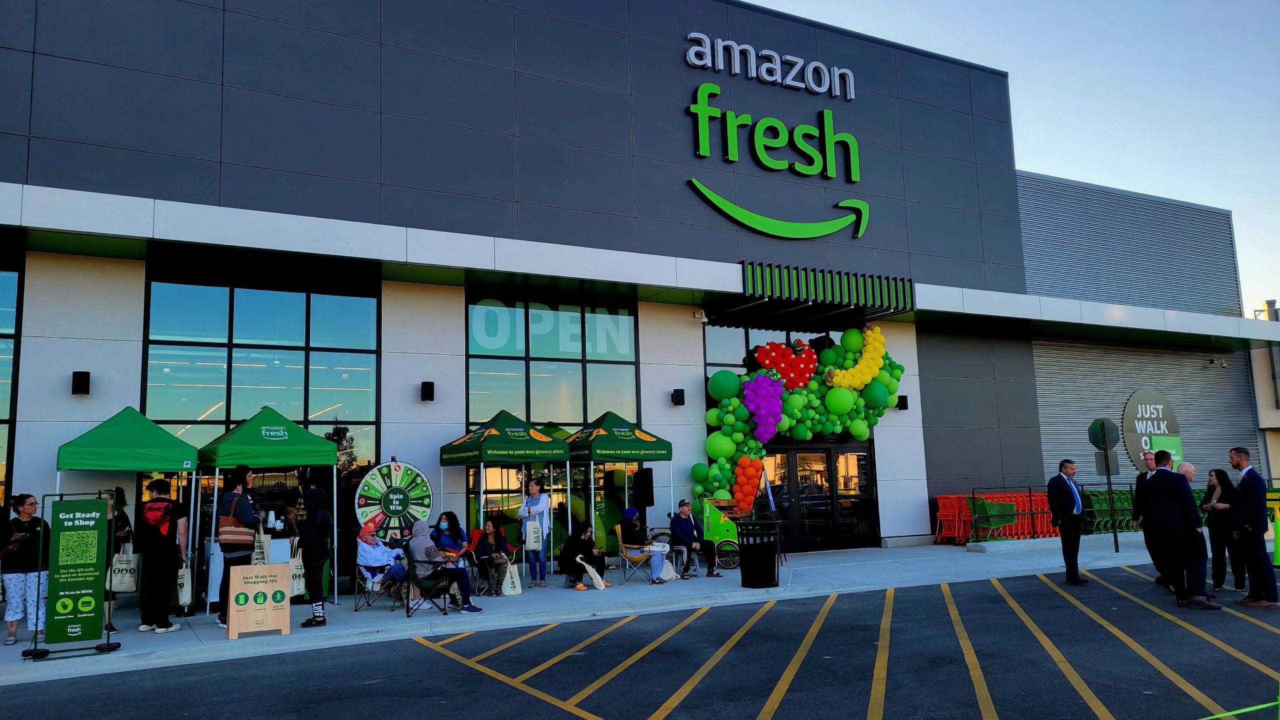 Amazon Fresh Stores photo