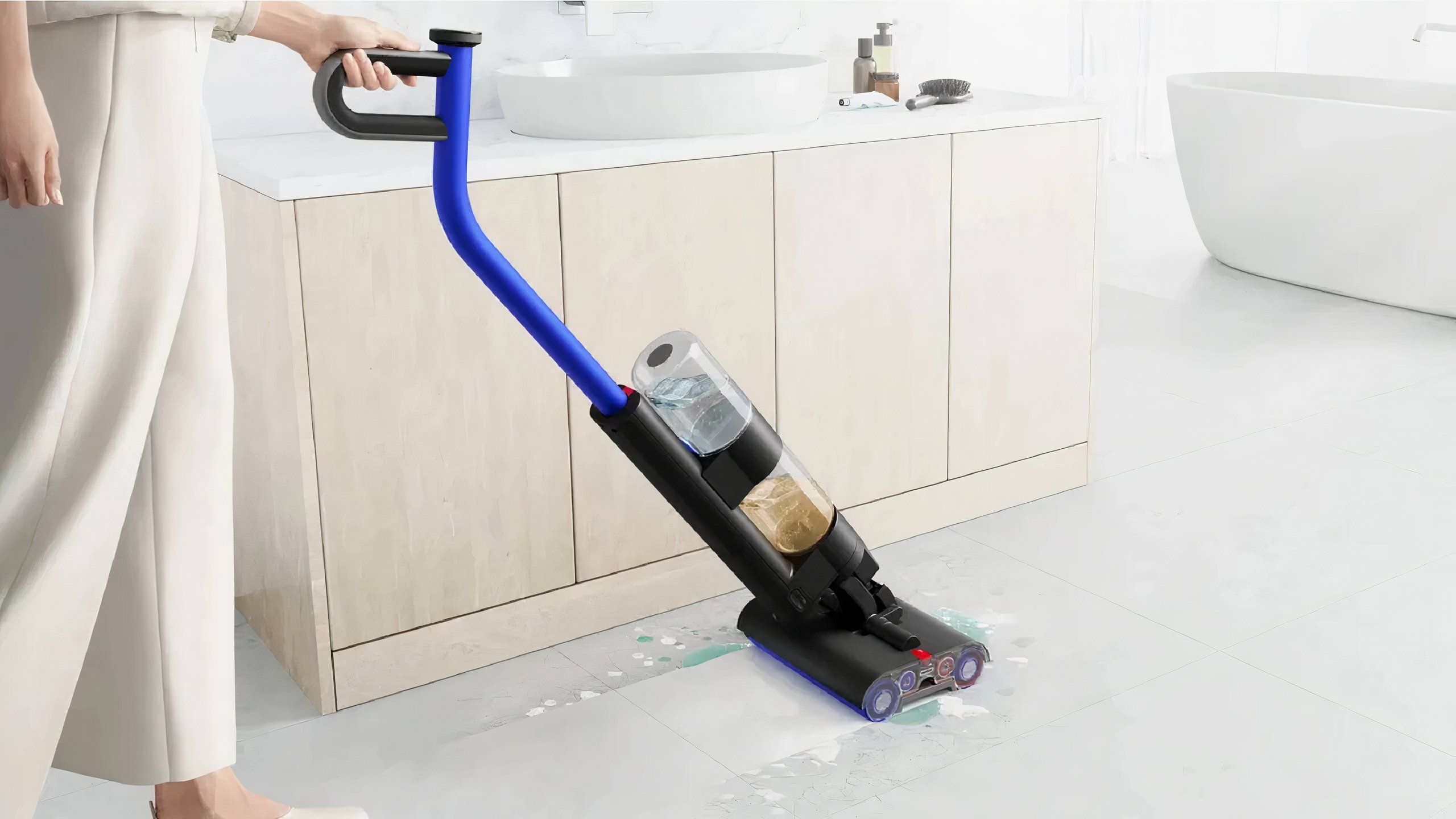 dyson wash g1 in use