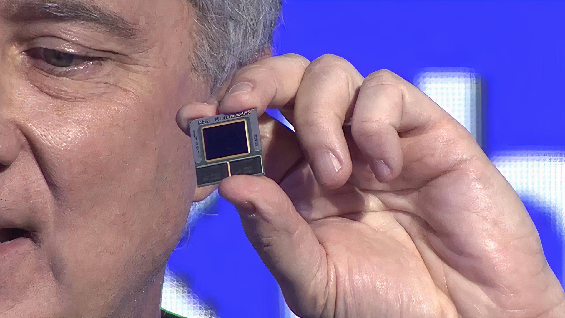 An Intel Lunar Lake chip.