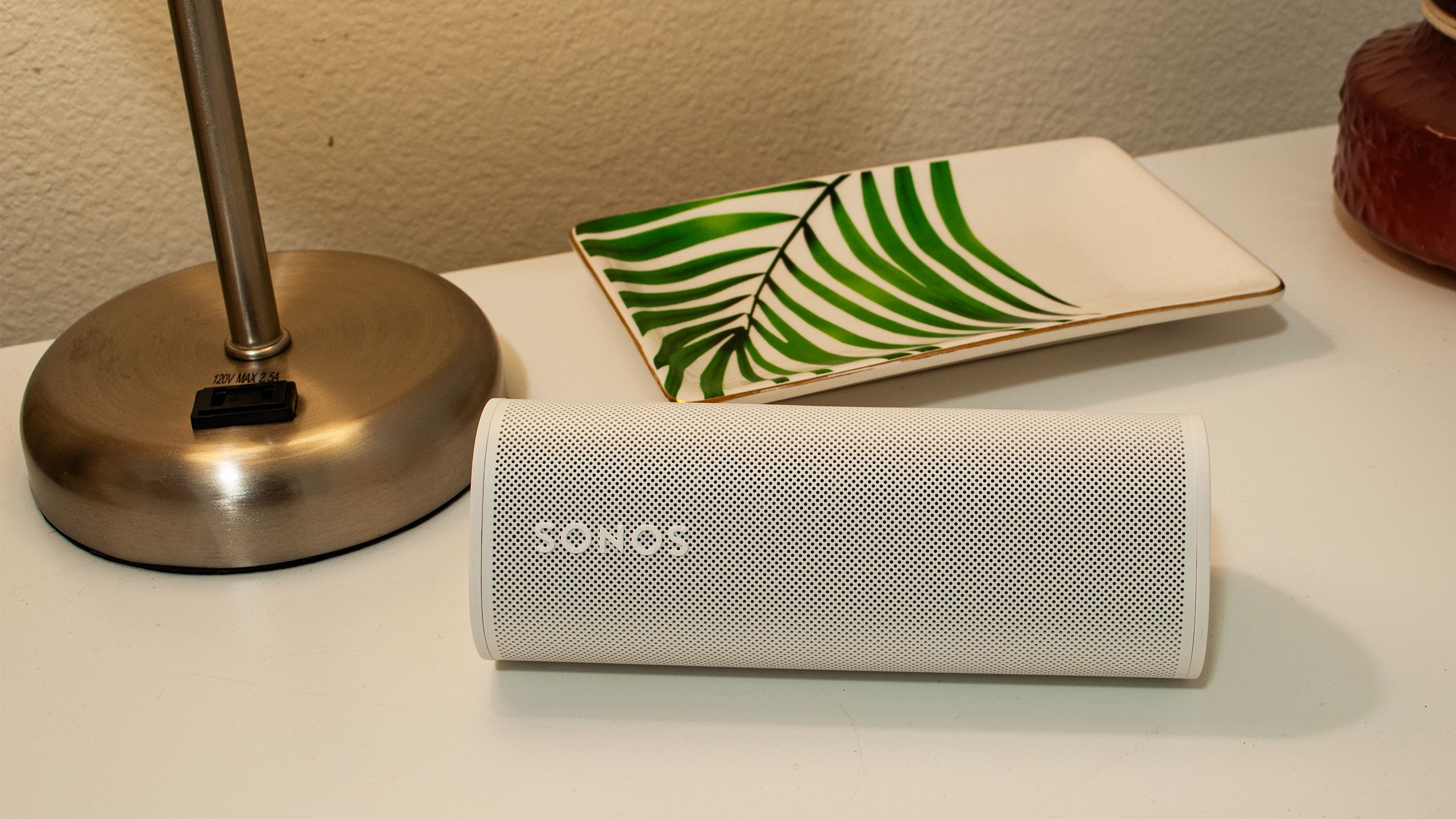 Sonos Roam 2 Nightstand