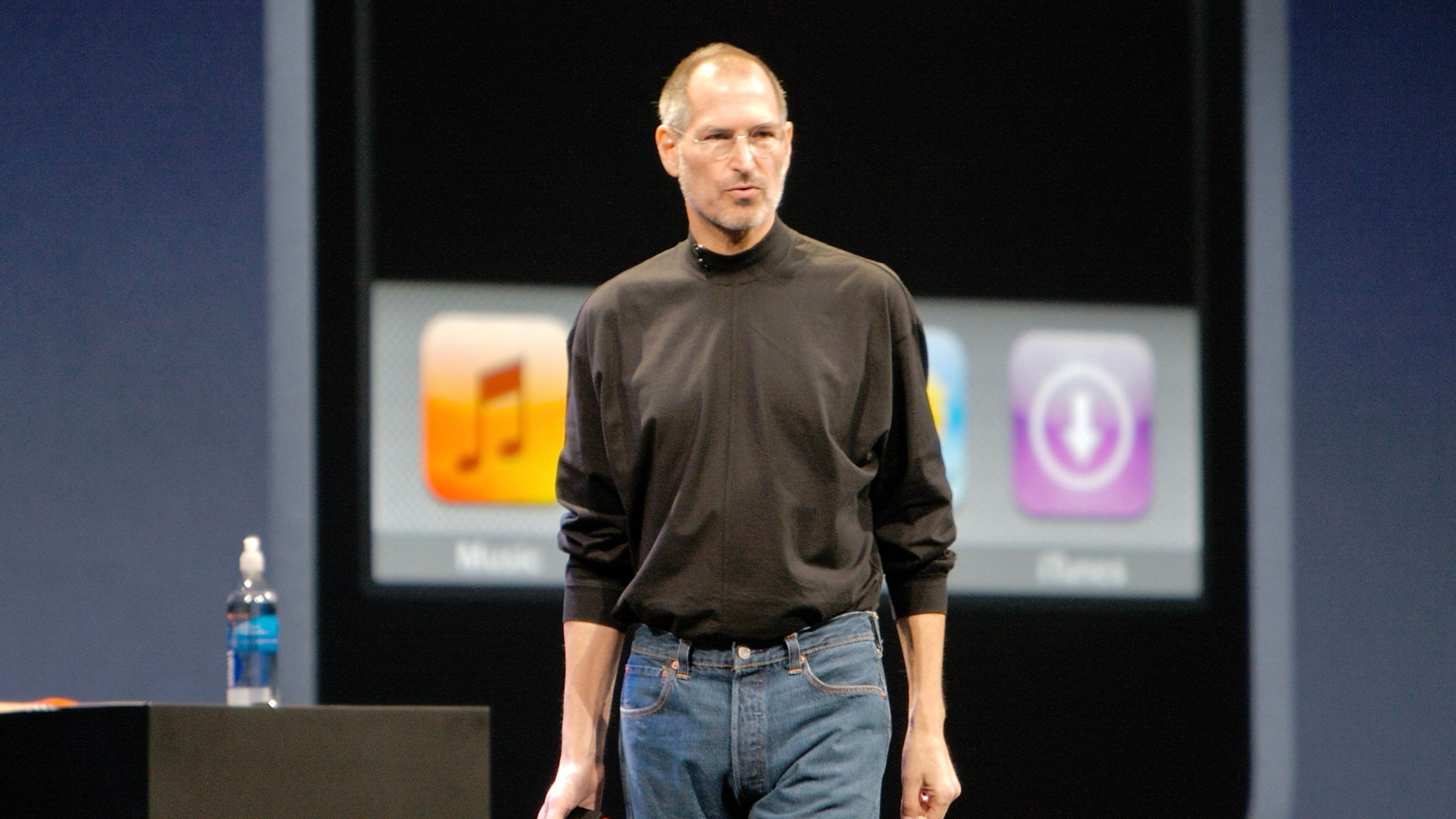 Steve Jobs presenting on stage