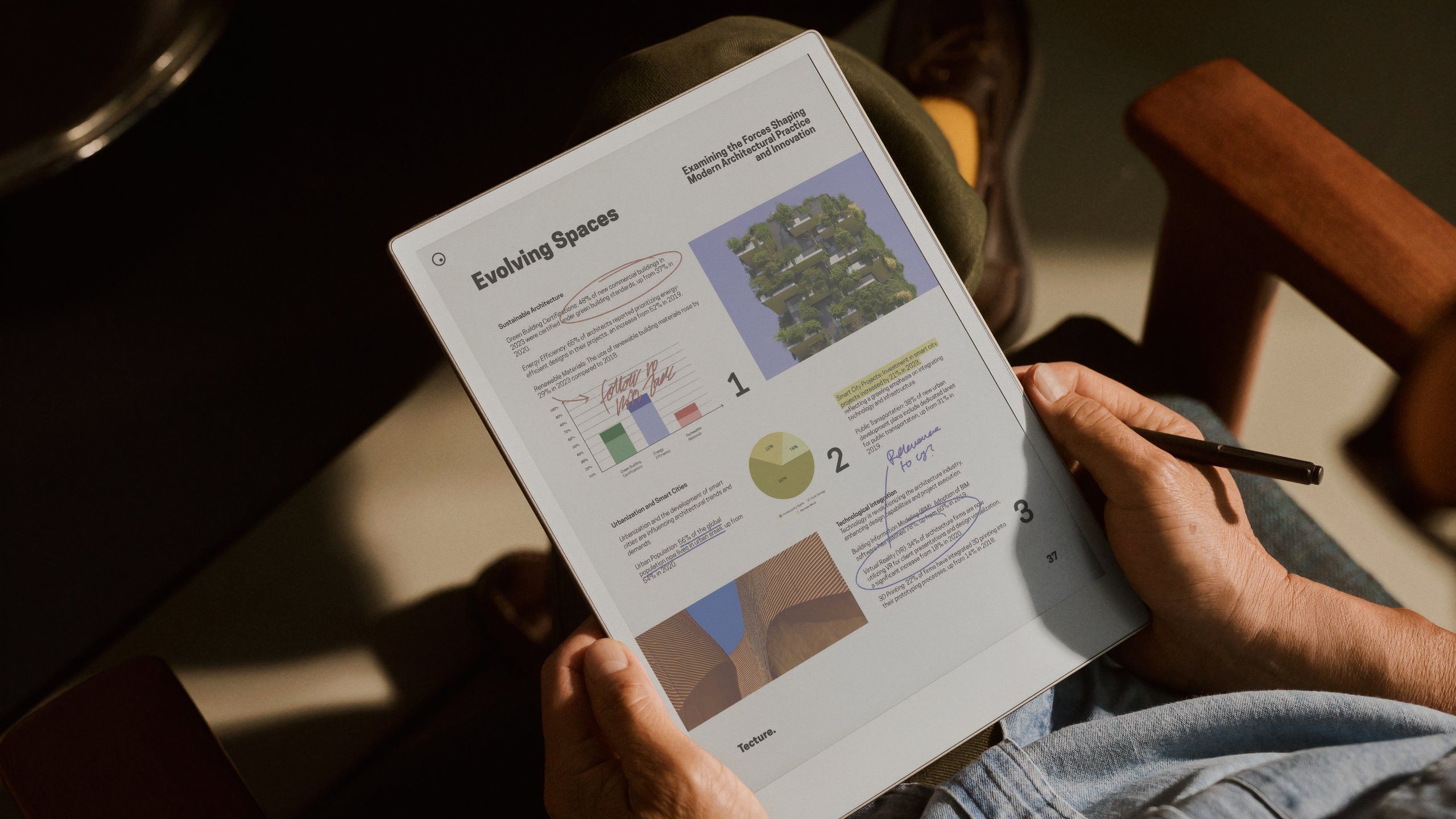 reMarkable Paper Pro e-ink coler タブレット The ReMarkable Paper Pro looks like it puts other E Ink