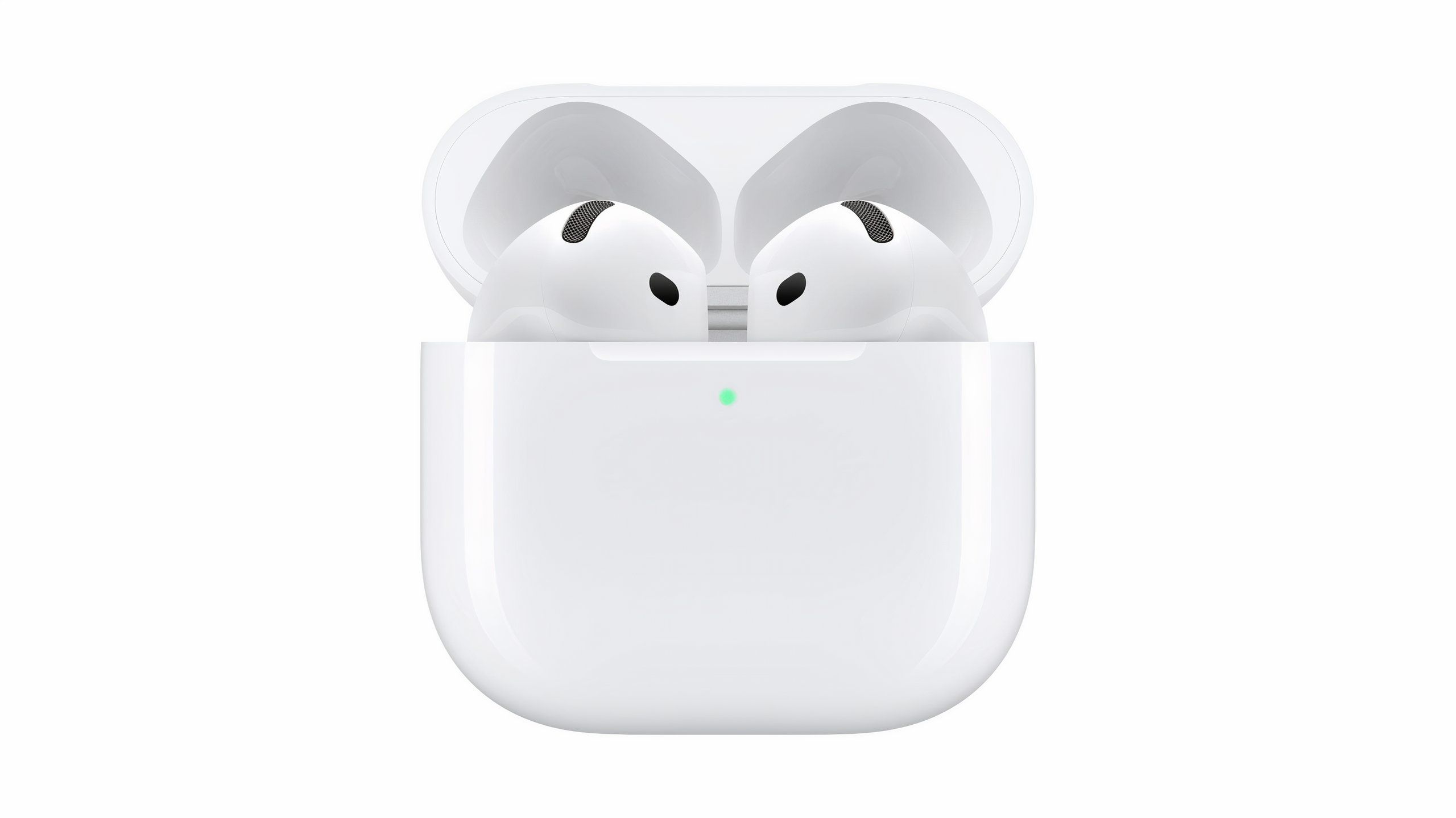 Une paire d’AirPods 4 blancs dans leur étui de chargement.