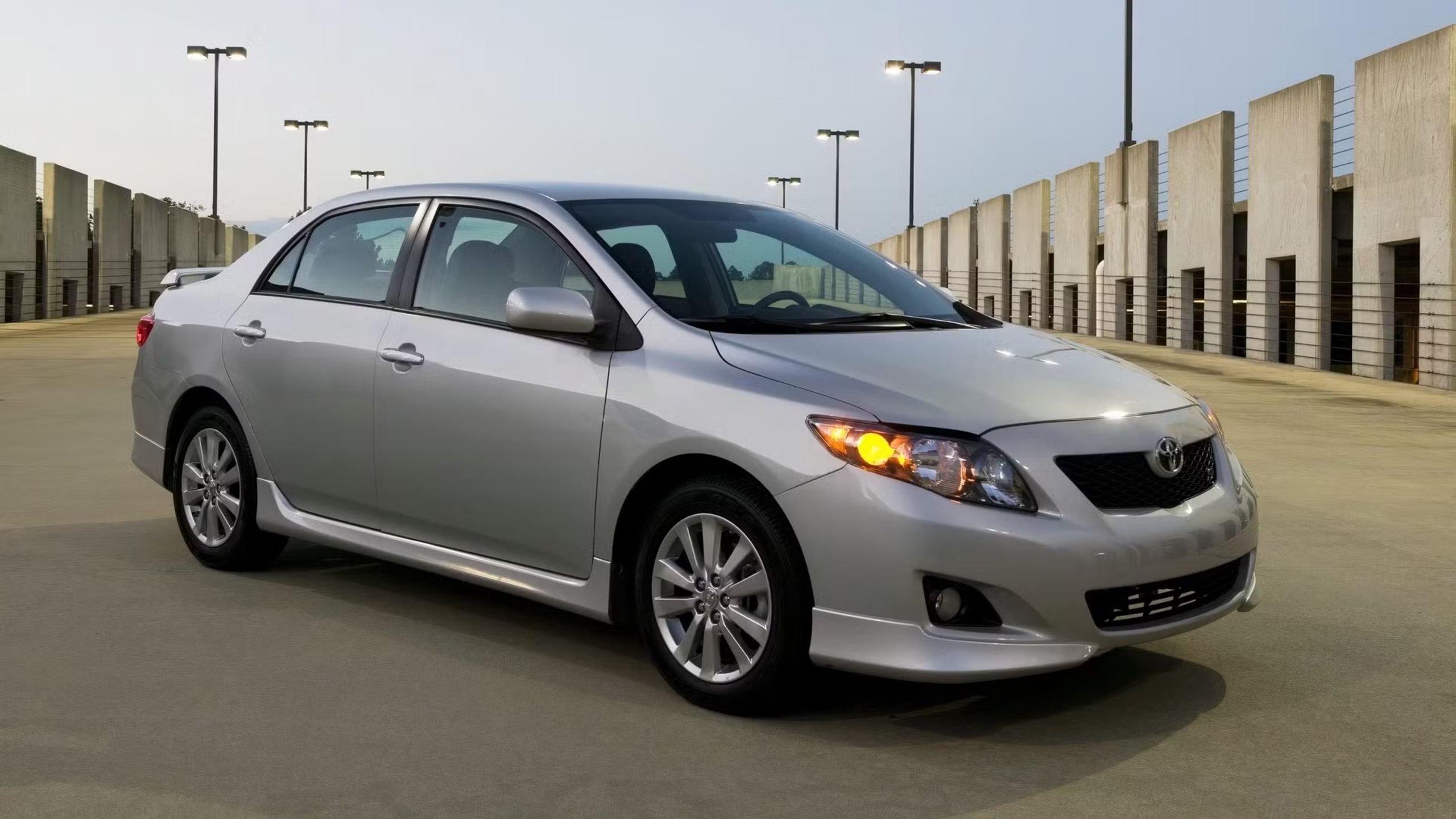 Front quarter view of the 2009 Toyota Corolla
