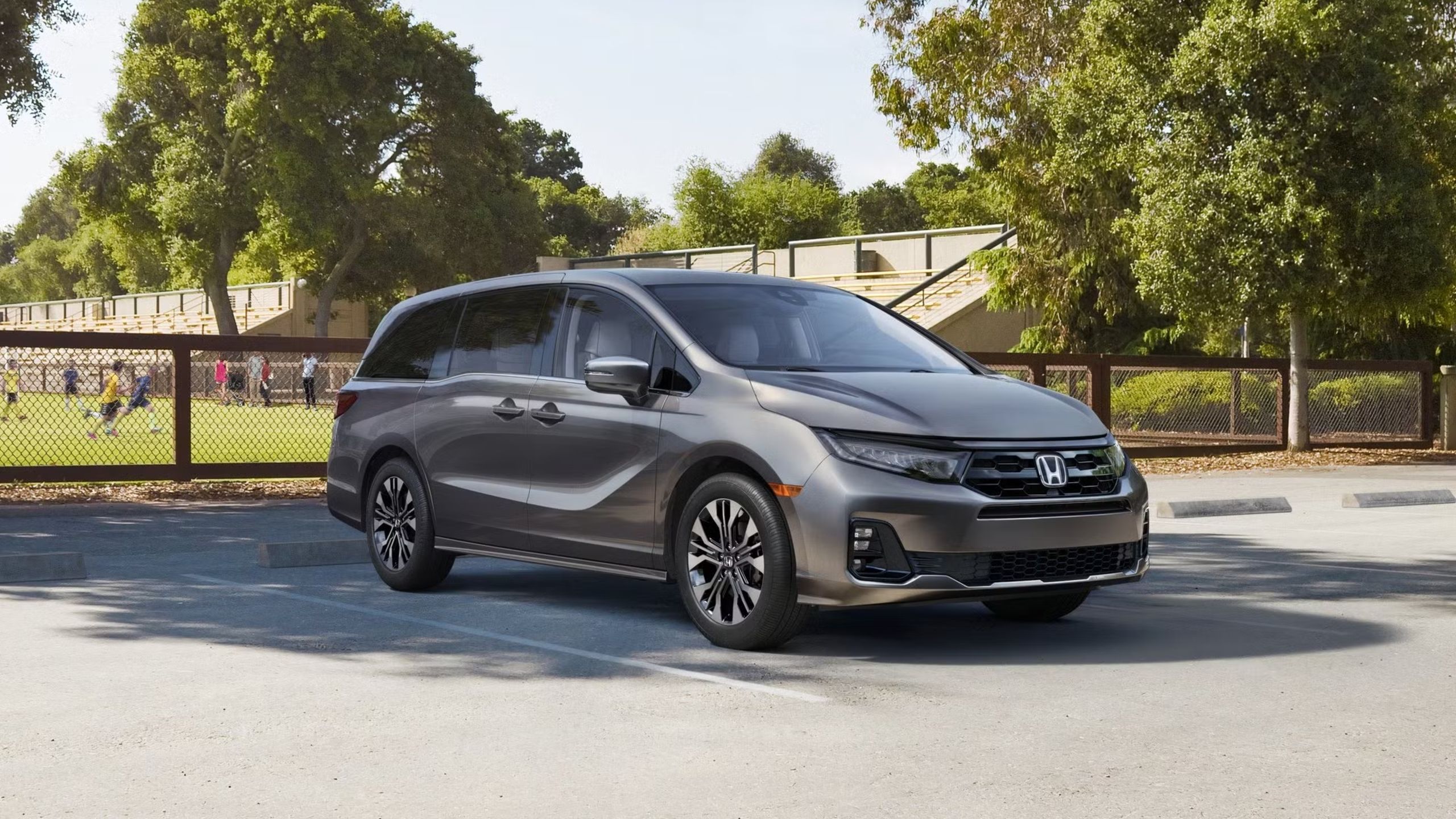 Front quarter view of the 2025 Honda Odyssey