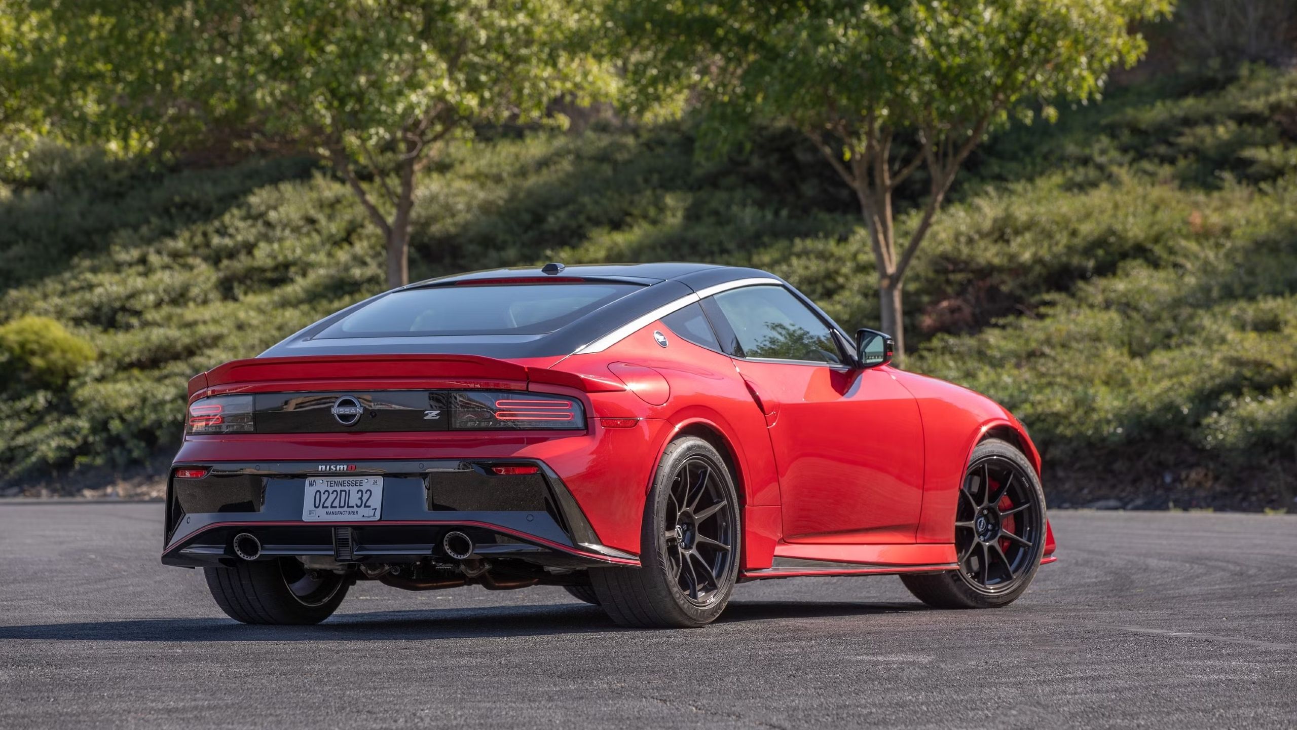 Rear view of the 2025 Nissan Z Nismo