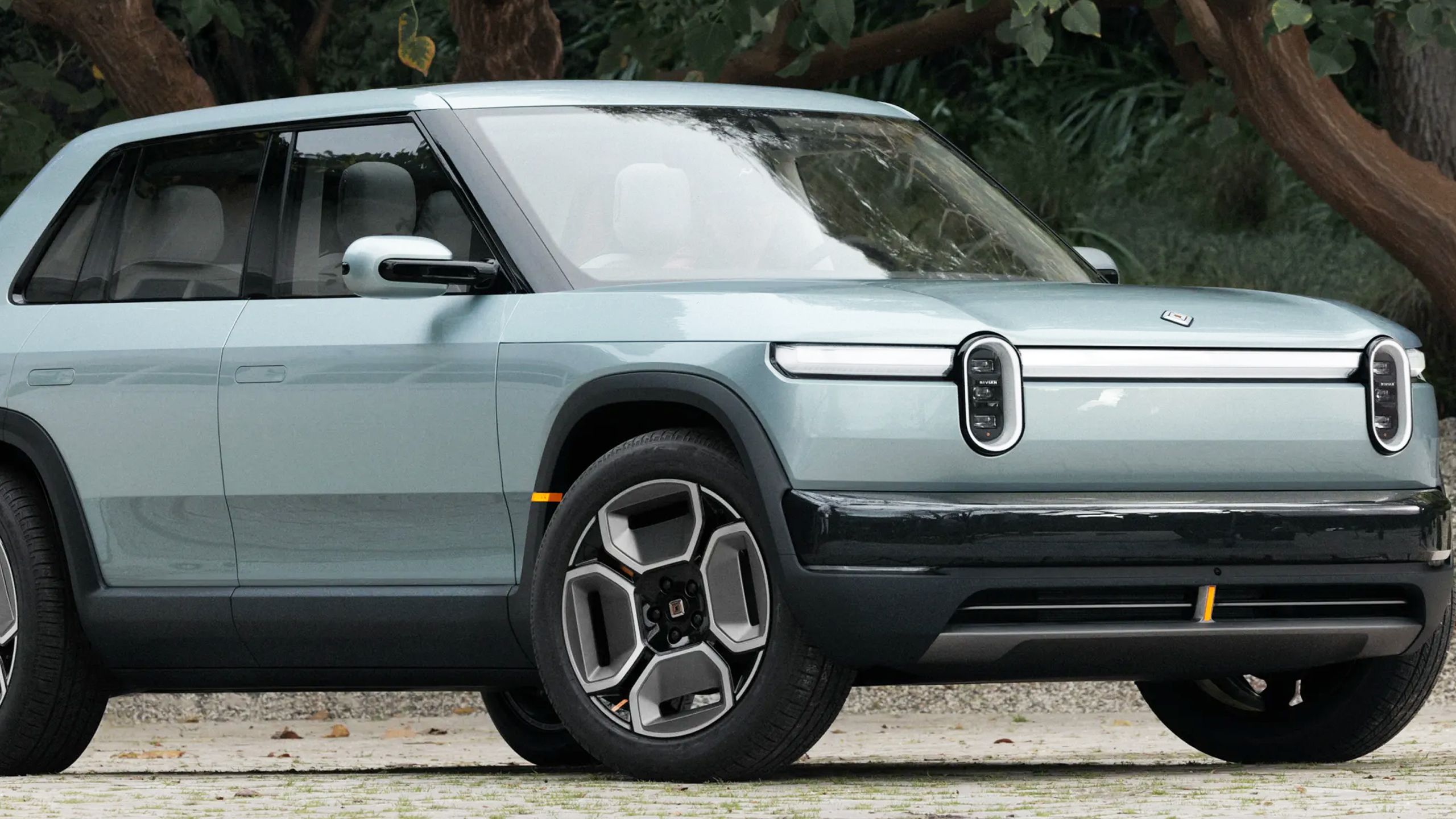 A front-quarter view of the Rivian R3.