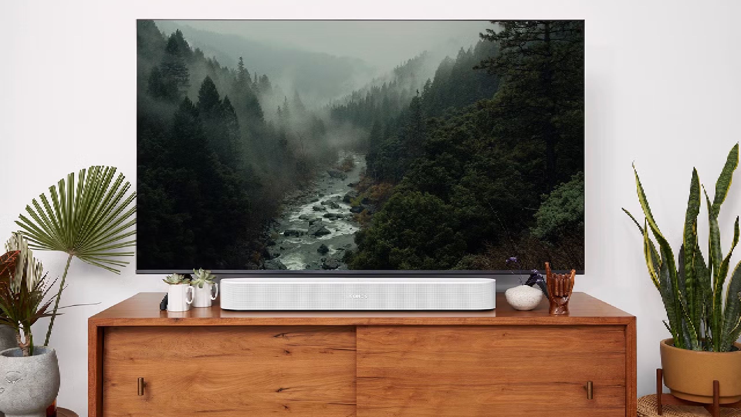Sonos new Beam soundbar has Dolby Atmos support, updated grille and HDMI eARC photo 1
