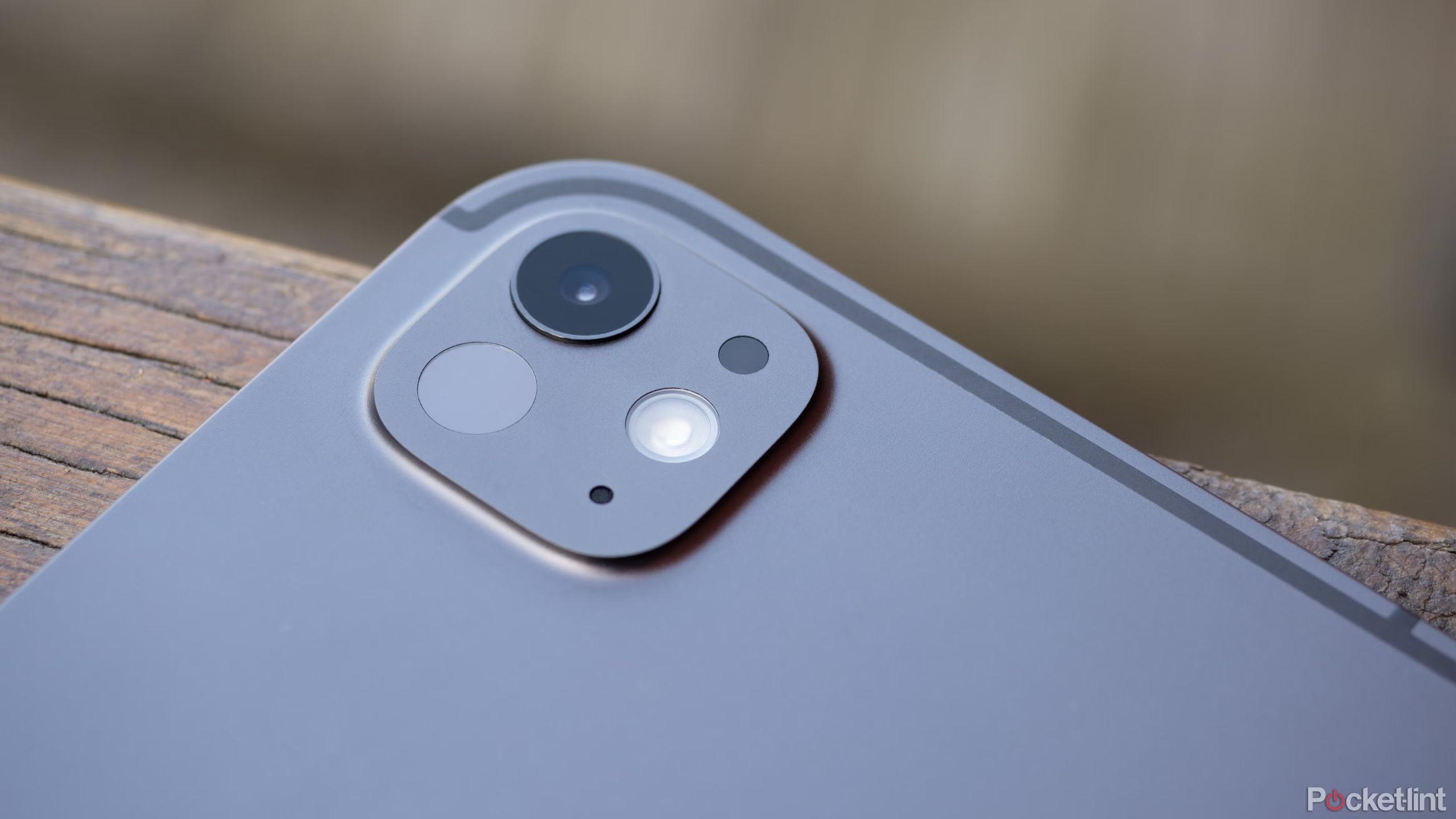 An M4 iPad Pro's camera