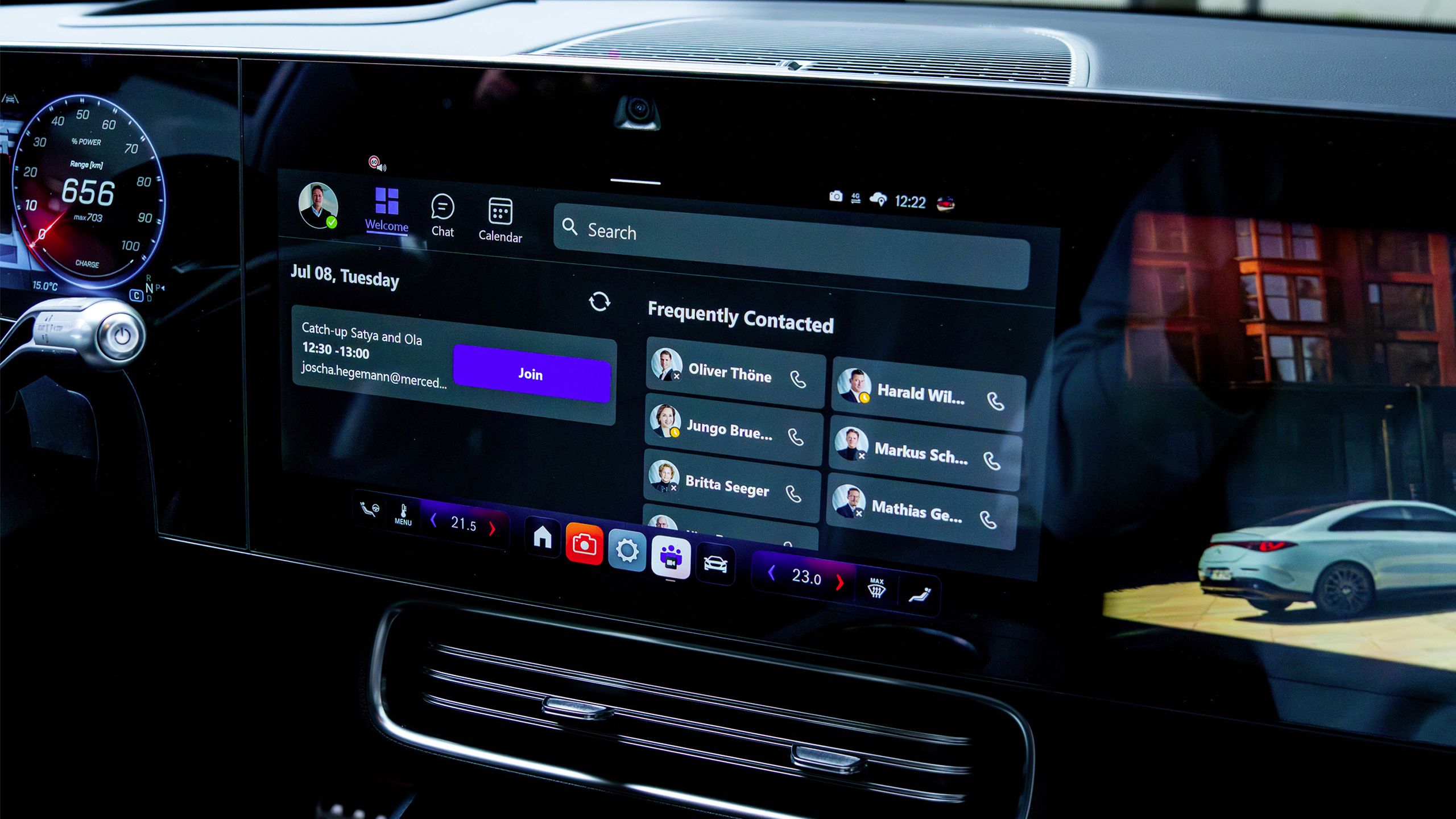 Teams in Mercedes-Benz
