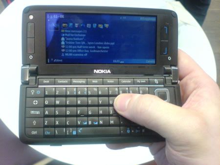 nokia e90 communicator mobile phone first look image 1