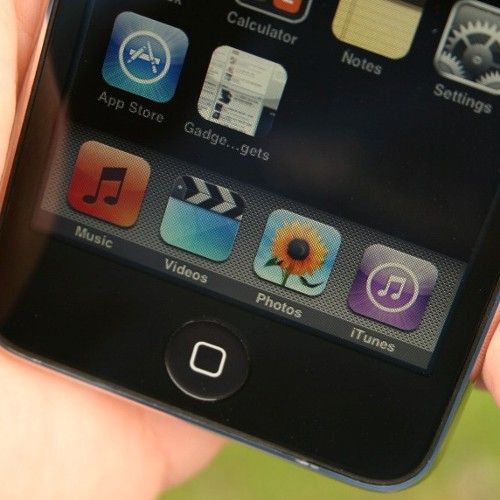 apple ipod touch 2nd gen image 1