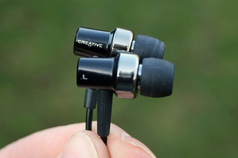 creative ep 3nc noise cancelling headphones image 4