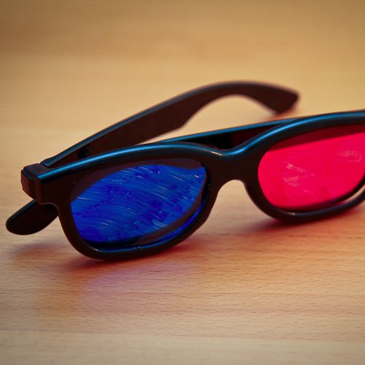 how to make your own 3d glasses  image 1