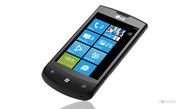 lg optimus 7 the world s first official windows phone 7 device image 1
