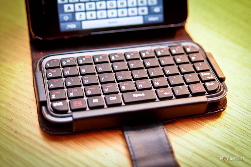 typetop bluetooth mini keyboard case for iphone 4 hands on image 2