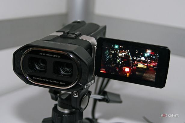 jvc gs td1 3d camcorder eyes on  image 1