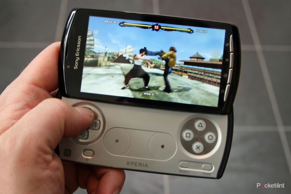 sony ericsson xperia play the games image 7