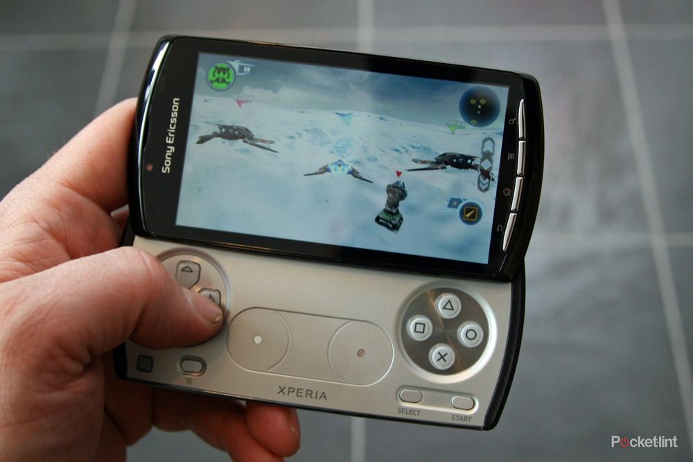 sony ericsson xperia play the games image 9