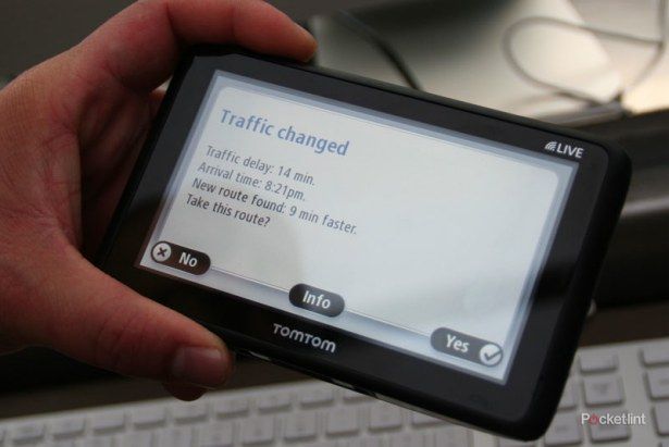 tomtom hd traffic expands across live devices in us image 1