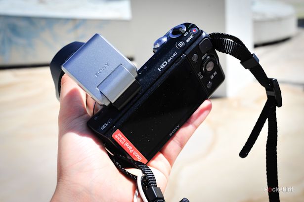 sony nex 5n pictures and hands on image 1