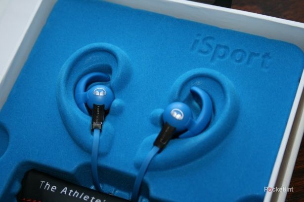 monster isport in ear headphones pictures and hands on image 1