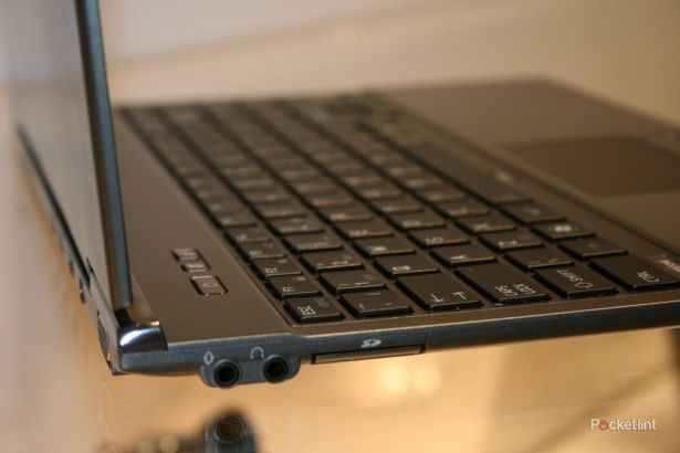 toshiba portege z830 ultrabook pictures and hands on image 1