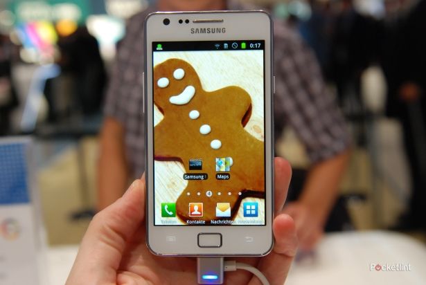 white samsung galaxy s ii pictures and hands on image 1