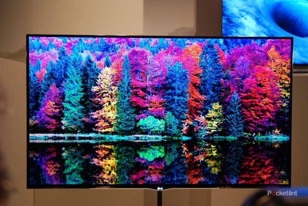 lg 55em9600 oled tv pictures and hands on image 1