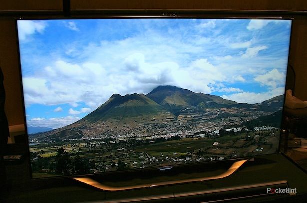 samsung 55es8000 led tv pictures and hands on image 1